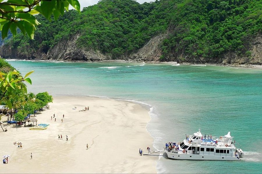 Costa Rica Island Tour