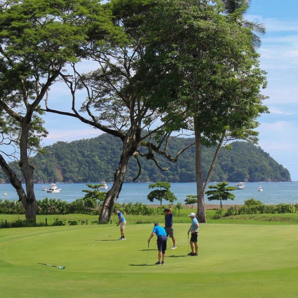 Jaco360 Golf Course Packages