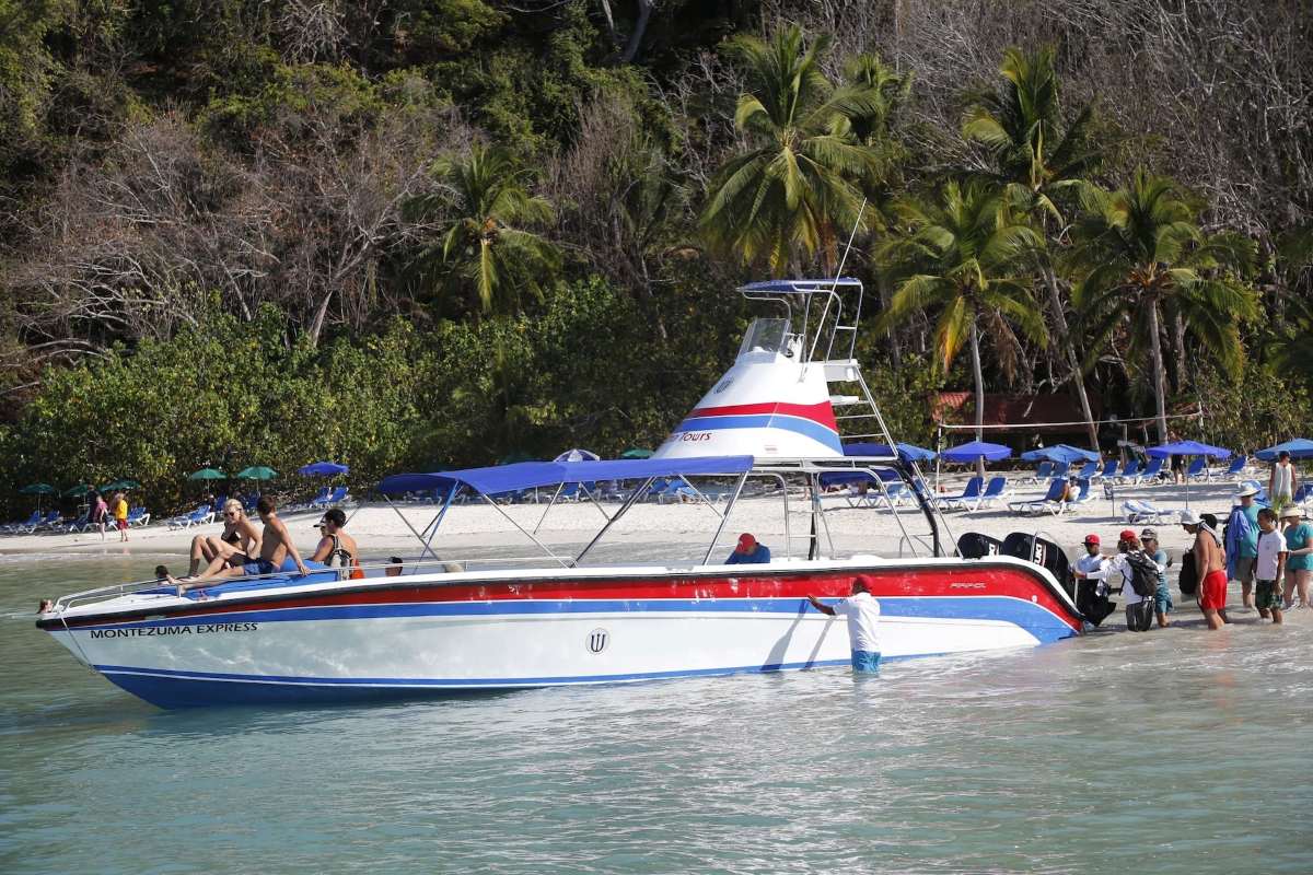 Boat Taxi Jaco to Montezuma, Tortuga, Santa Teresa and Malpais