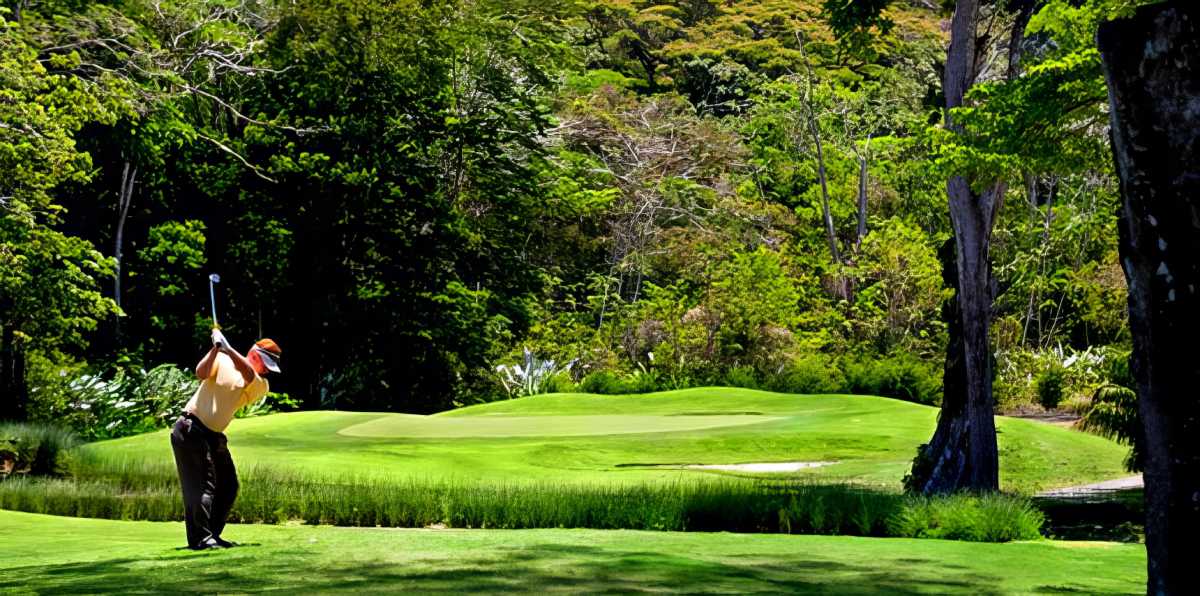 La Iguana Golf Course at Los Suenos