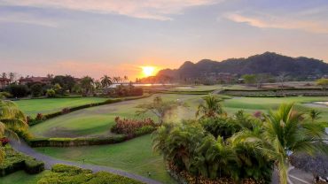 La Iguana Golf Costa Rica course and sunset