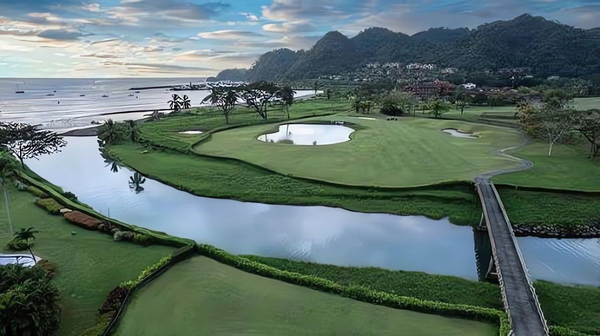 La Iguana Golf Course - Los Suenos Golf Vacations